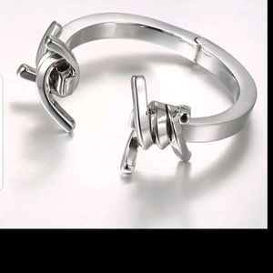 Women designer bracelet